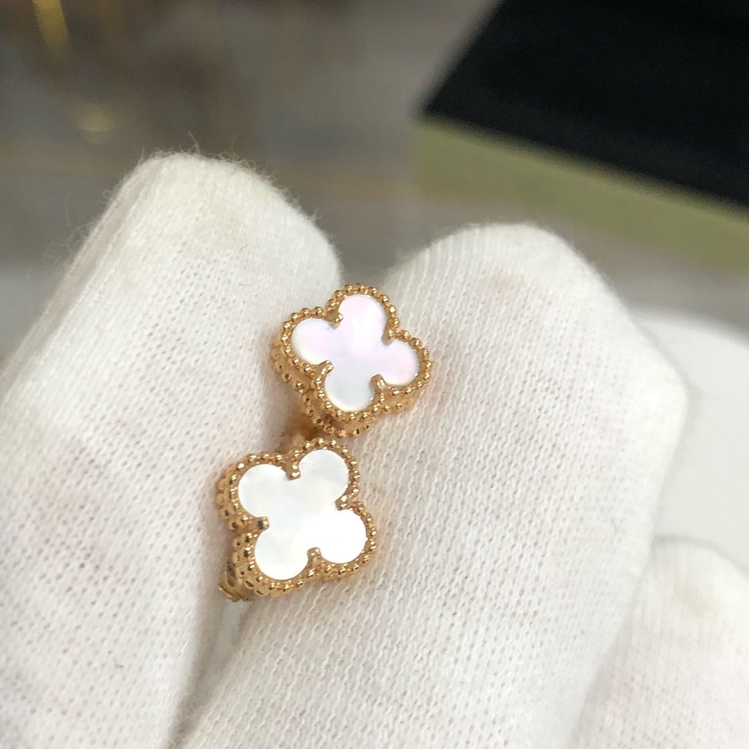 [Rosla Jewelry]CLOVER MINI GOLD EARRINGS