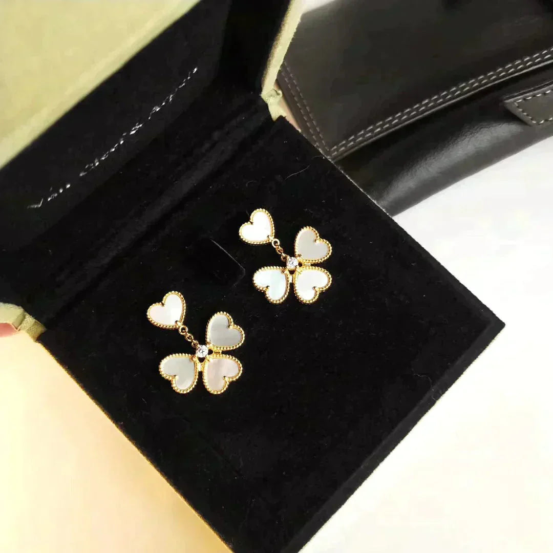 [Rosla Jewelry]CLOVER SWEET WHITE MOP EARRINGS