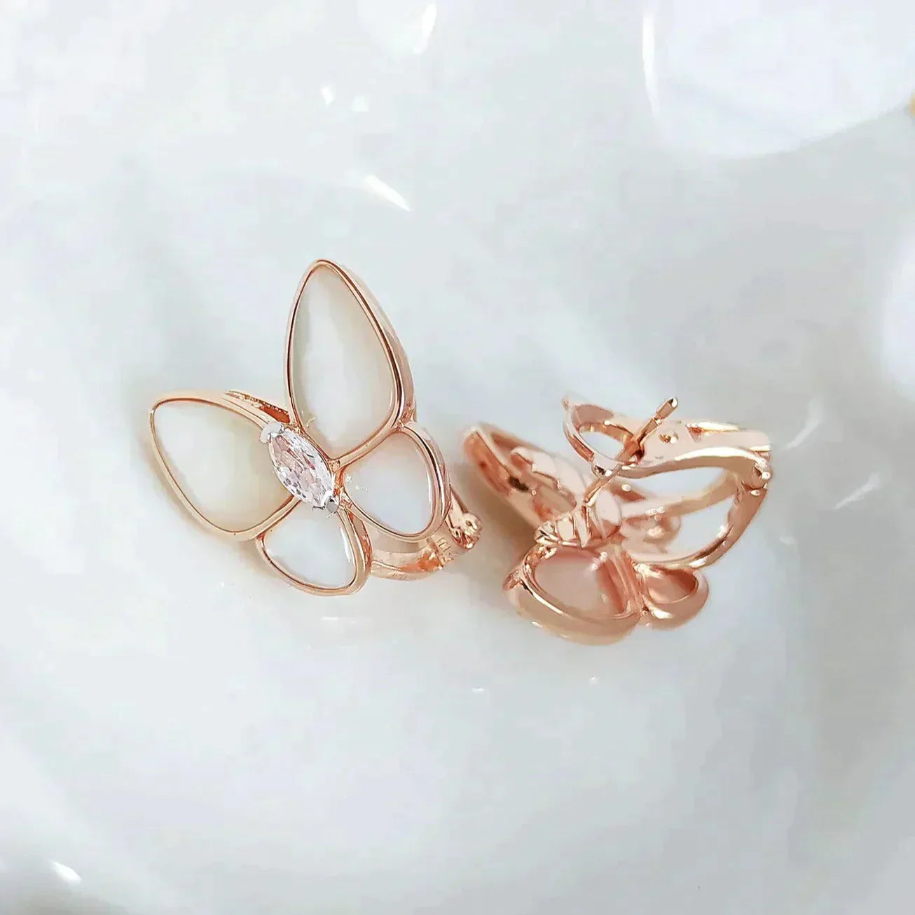 [Rosla Jewelry]BUTTERFLY MOP DIAMOND EARRINGS