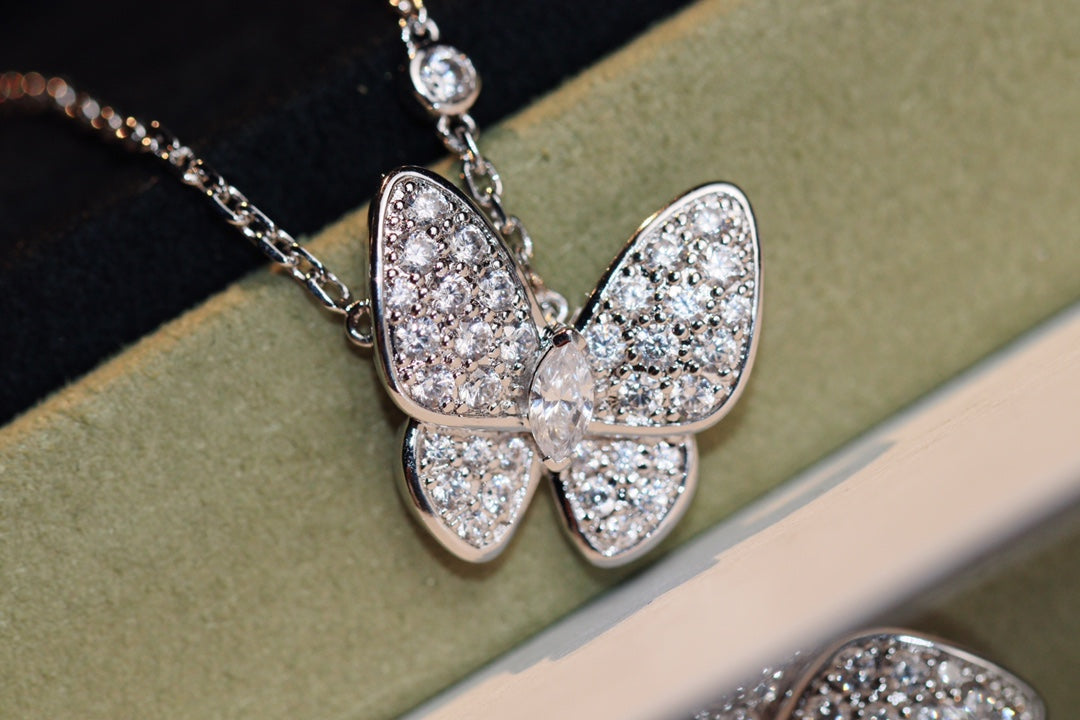 [Rosla Jewelry]BUTTERFLY DIAMOND NECKLACE