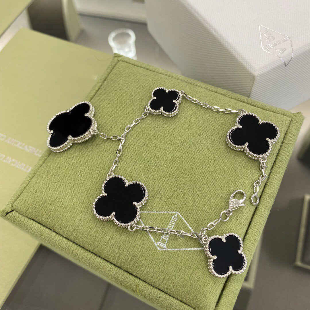 [Rosla Jewelry]CLOVER 5 MOTIFS SIVLER ONYX BRACELET