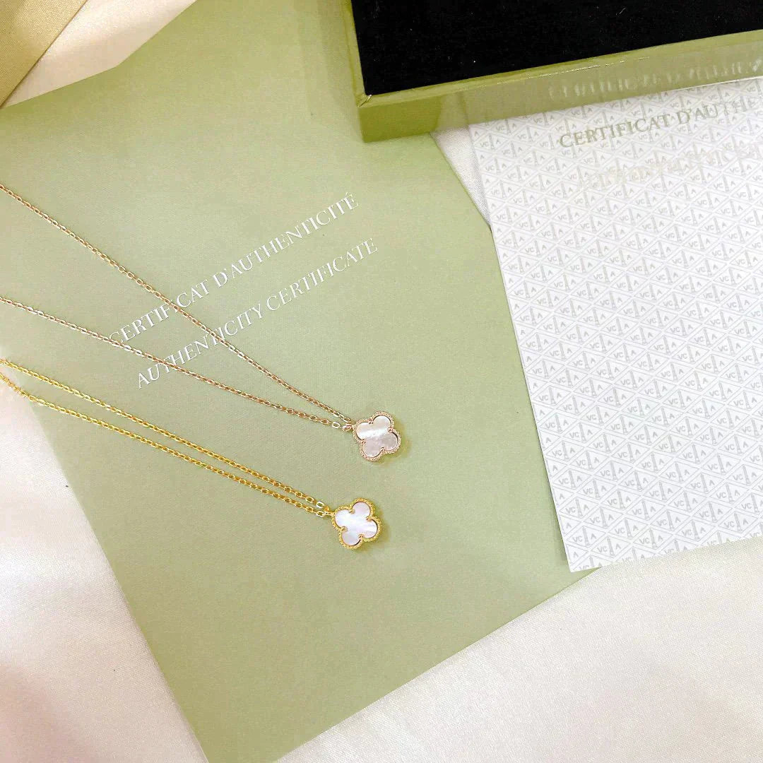 [Rosla Jewelry]CLOVER MINI 9.5MM WHITE MOTHER-OF-PEARL NECKLACE