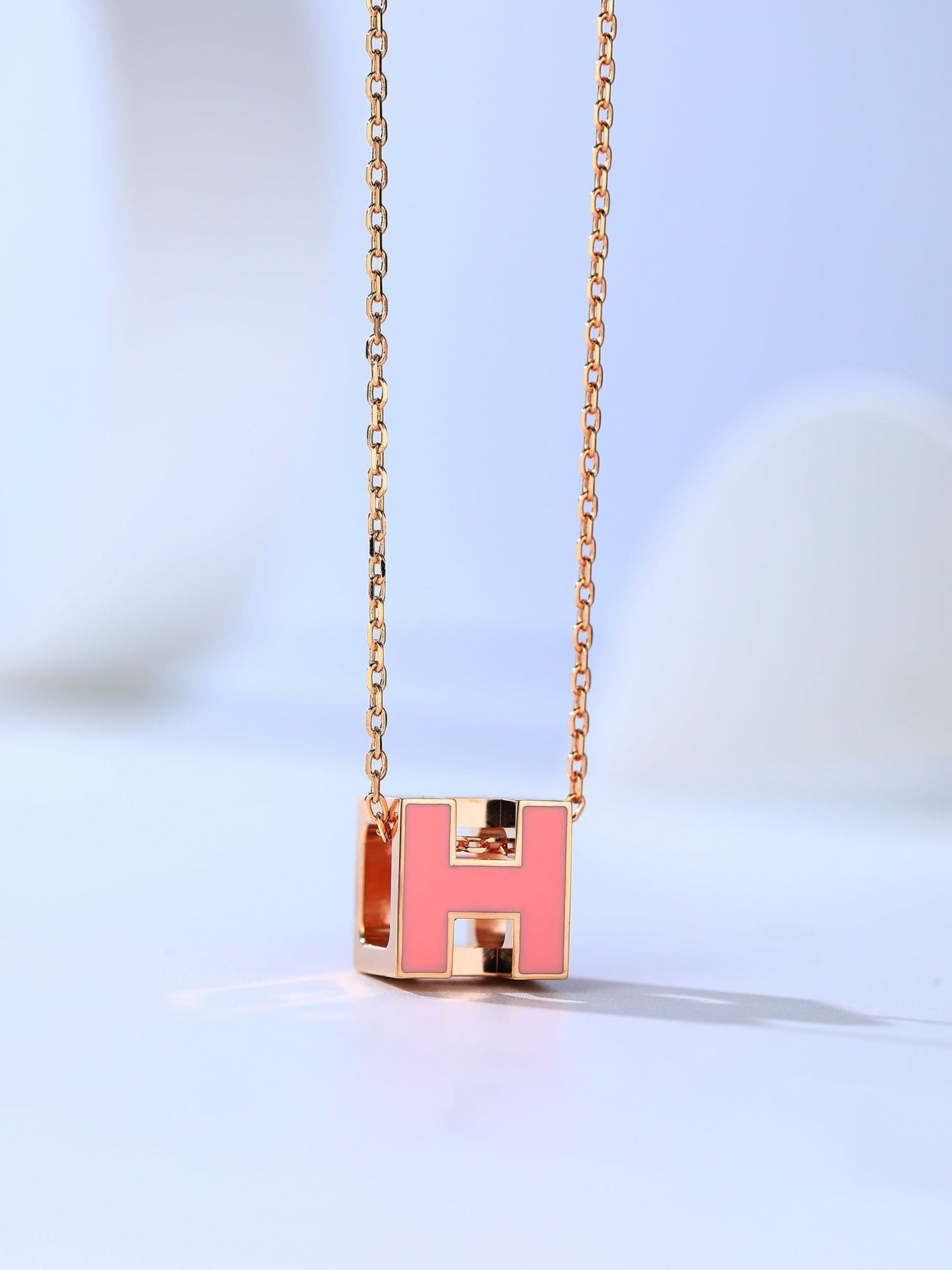 [Rosla Jewelry]H CAGE PINK GOLD NECKLACE