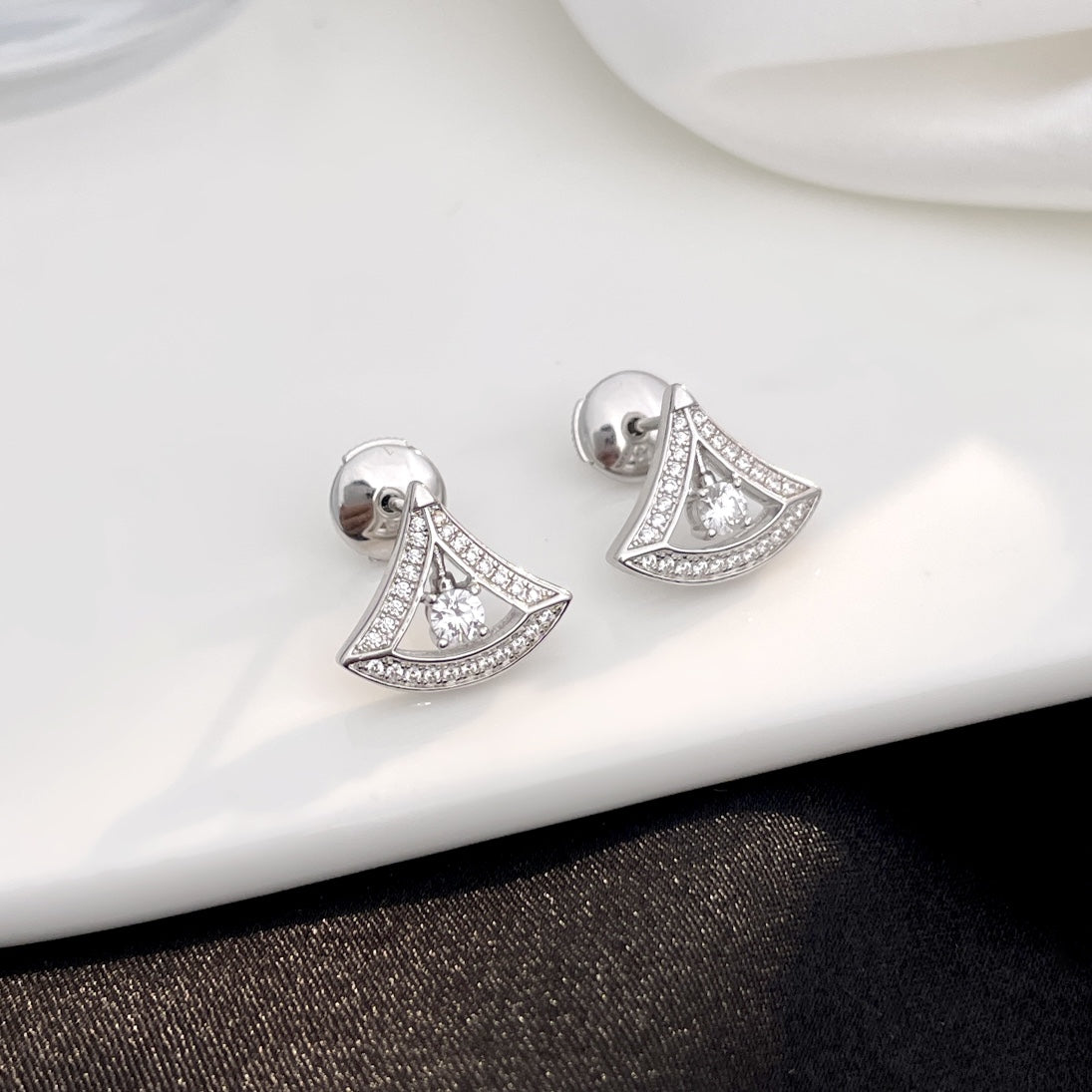 [Rosla Jewelry]DREAM MINI DIAMOND STUD EARRINGS