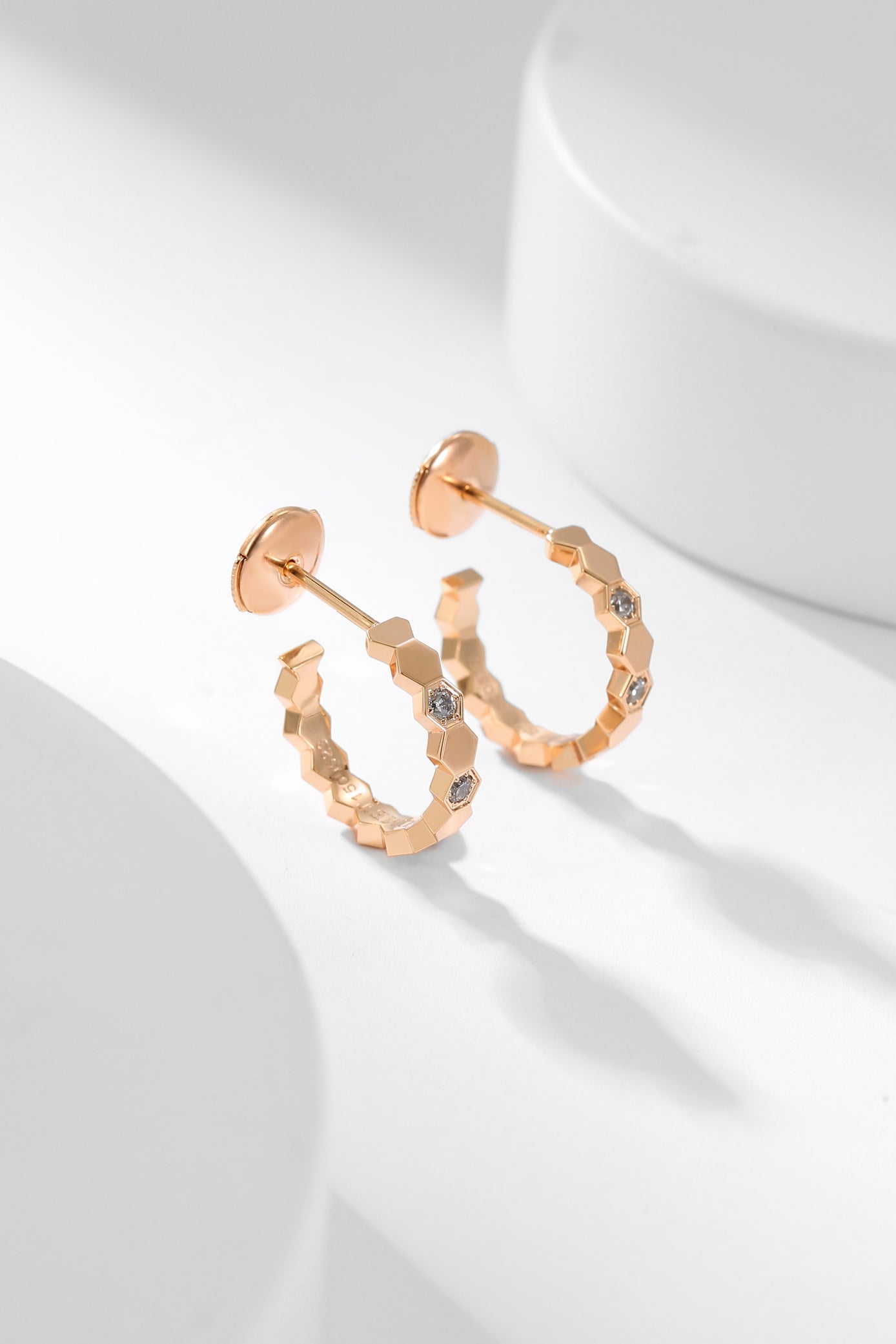 [Rosla Jewelry]BEE LOVE DIAMOND HOOP EARRINGS