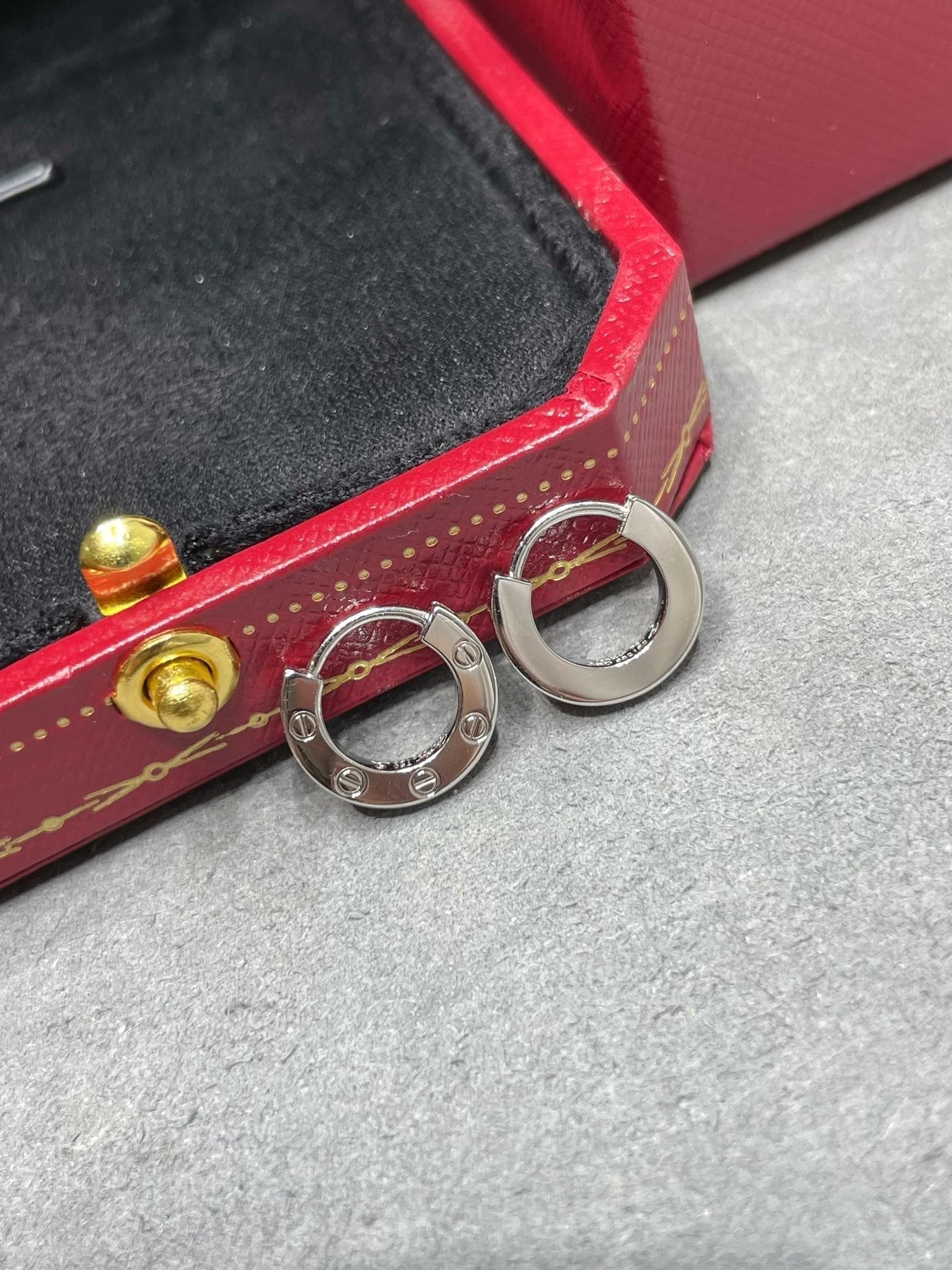 [Rosla Jewelry]LOVE MINI EARRINGS