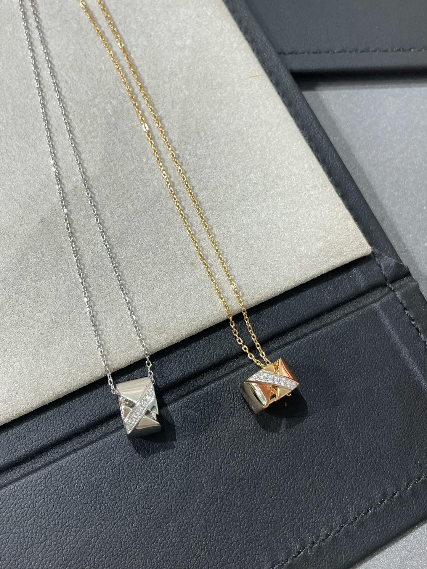 [Rosla Jewelry]LIENS EVIDENCE DIAMOND NECKLACE