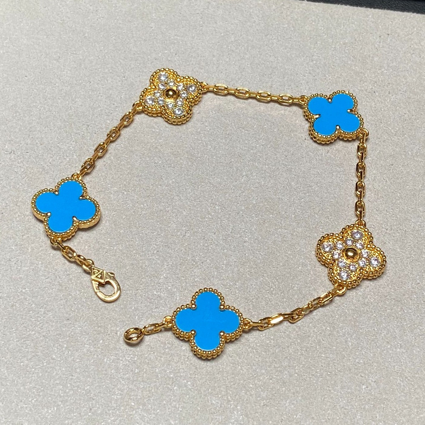 [Rosla Jewelry]CLOVER 5 MOTIF BLUE CHALCEDONY DIAMOND GOLD BRACELET