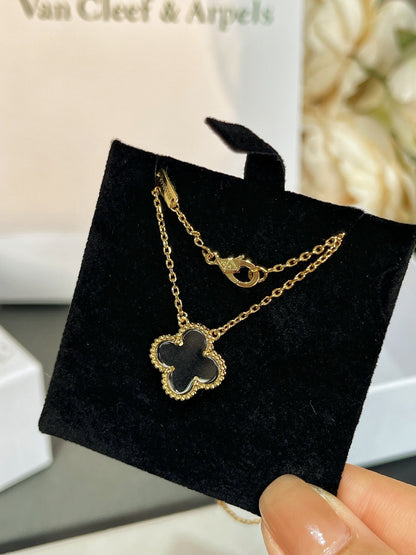 [Rosla Jewelry]CLOVER ROCK CRYSTAL ROSE GOLD NECKLACE