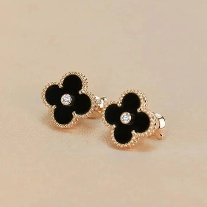 [Rosla Jewelry]CLOVER MEDIUM 1 MOTIFS ONYX DIAMOND EARRINGS