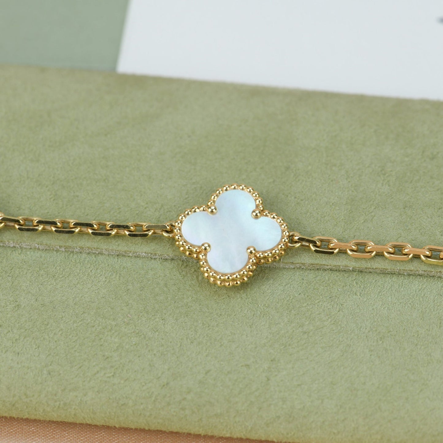 [Rosla Jewelry]CLOVER  5 MOTIF WHITE MOP BRACELET