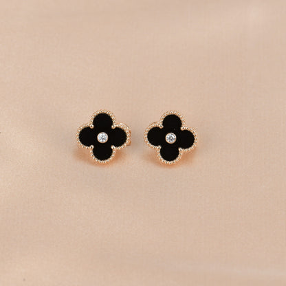 [Rosla Jewelry]CLOVER MEDIUM 1 MOTIFS ONYX DIAMOND EARRINGS