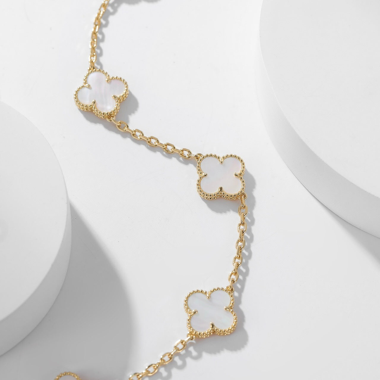 [Rosla Jewelry]CLOVER 10 MOTIFS WHITE MOTHER OF PEARL NECKLACE