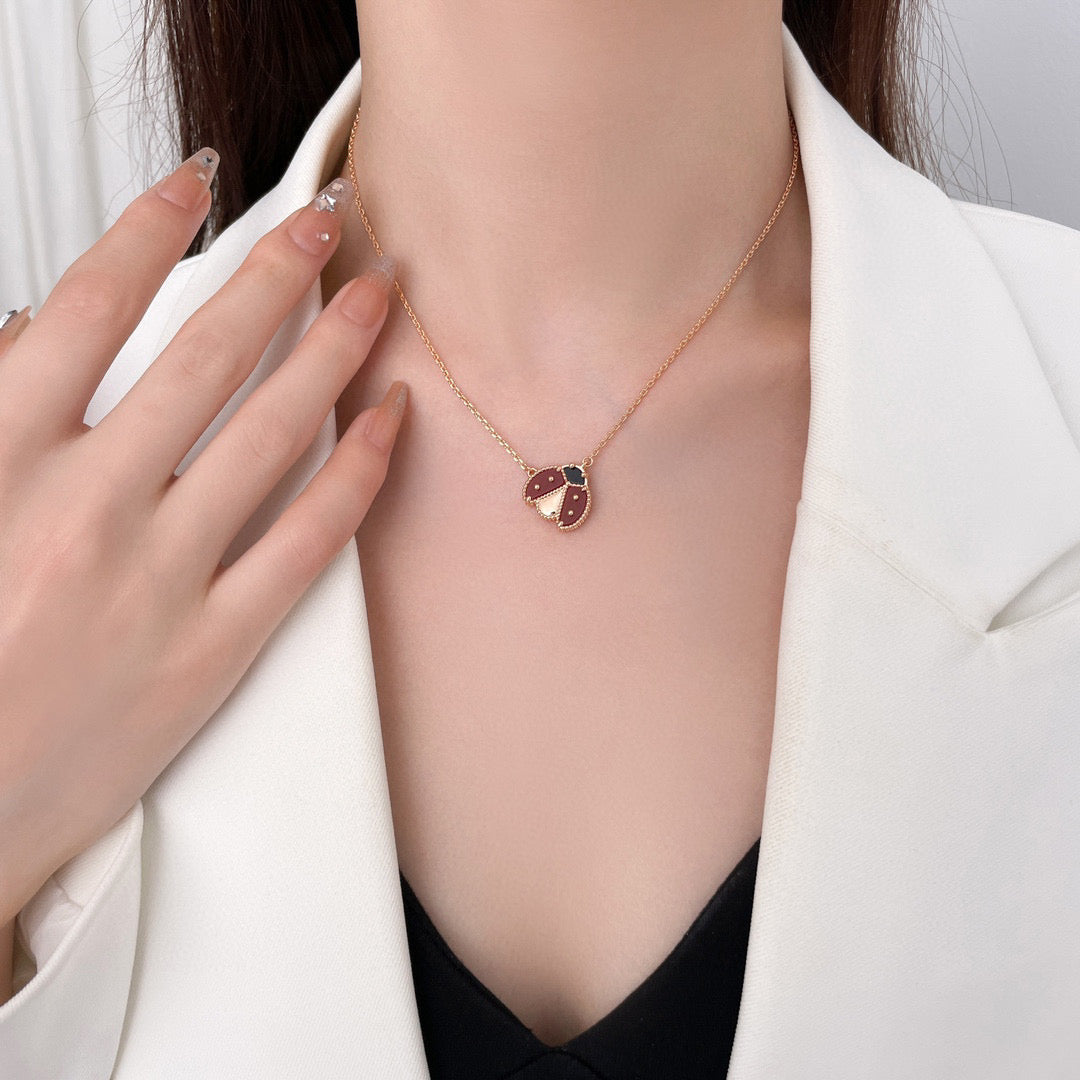 [Rosla Jewelry]LUCKY  CARNELIANS LADYBUG NECKLACE