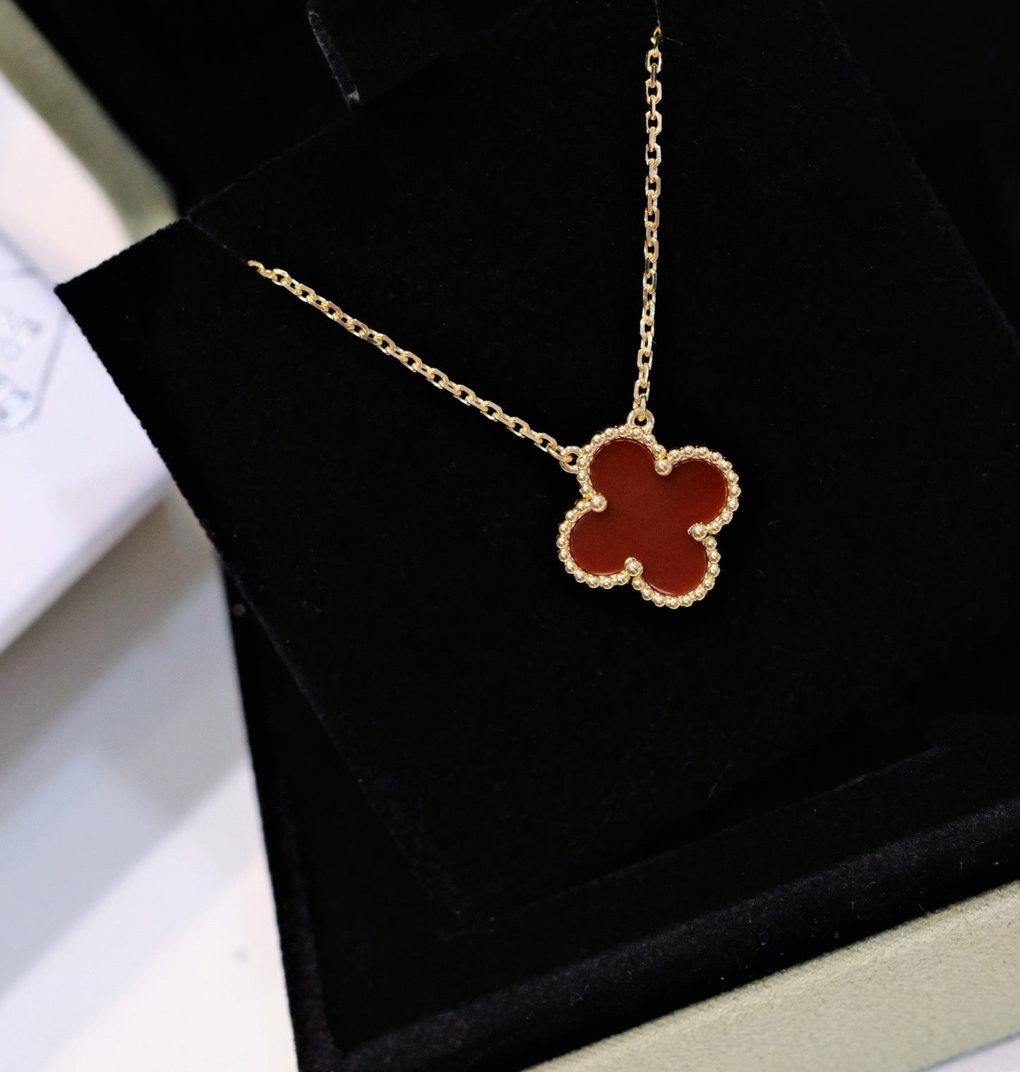 [Rosla Jewelry]CLOVER 15MM CARNELIAN SINGLE FLOWER NECKLACE