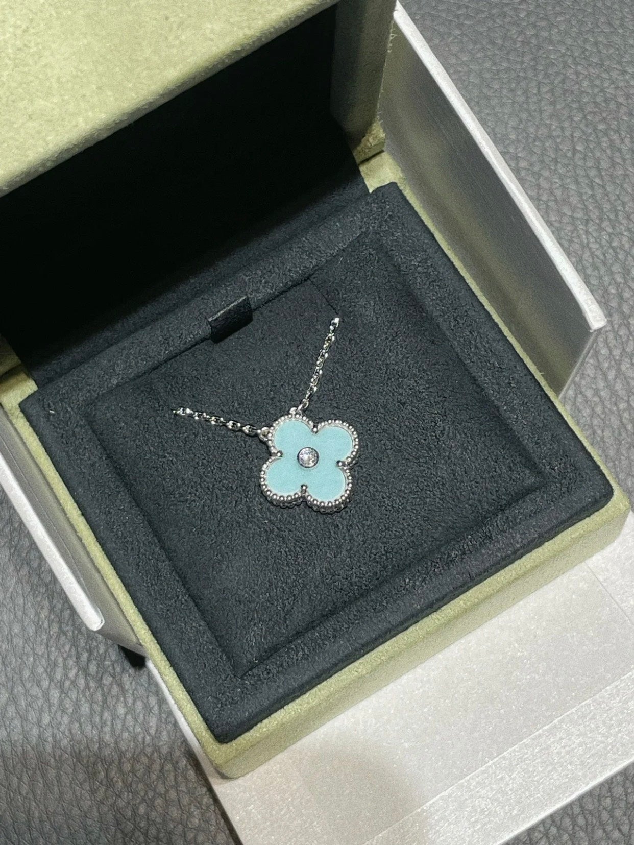 [Rosla Jewelry]CLOVER 1 DIAMOND LIGHT BLUE SILVER NECKLACE