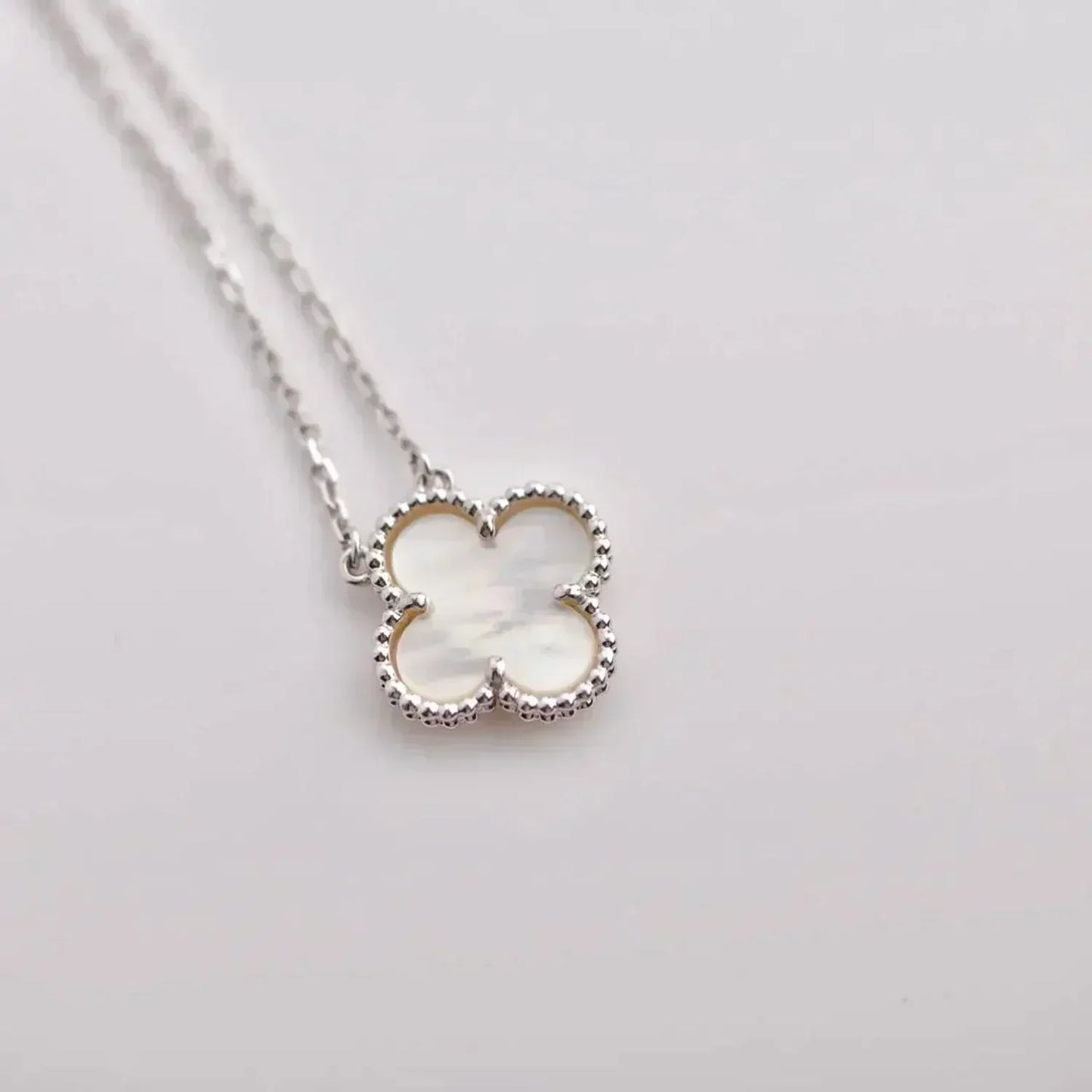 [Rosla Jewelry]CLOVER  15MM WHITE MOTHER-OF-PEARL SILVER