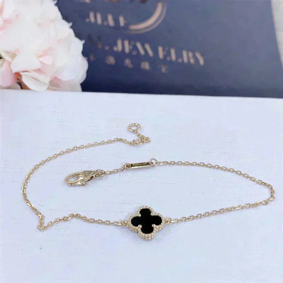 [Rosla Jewelry]CLOVER ONYX SINGLE FLOWER BRACELET